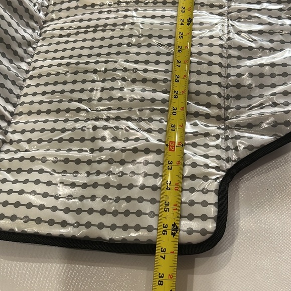 Comfy Cub Baby Diaper Changing Mat - Picture 3 of 10